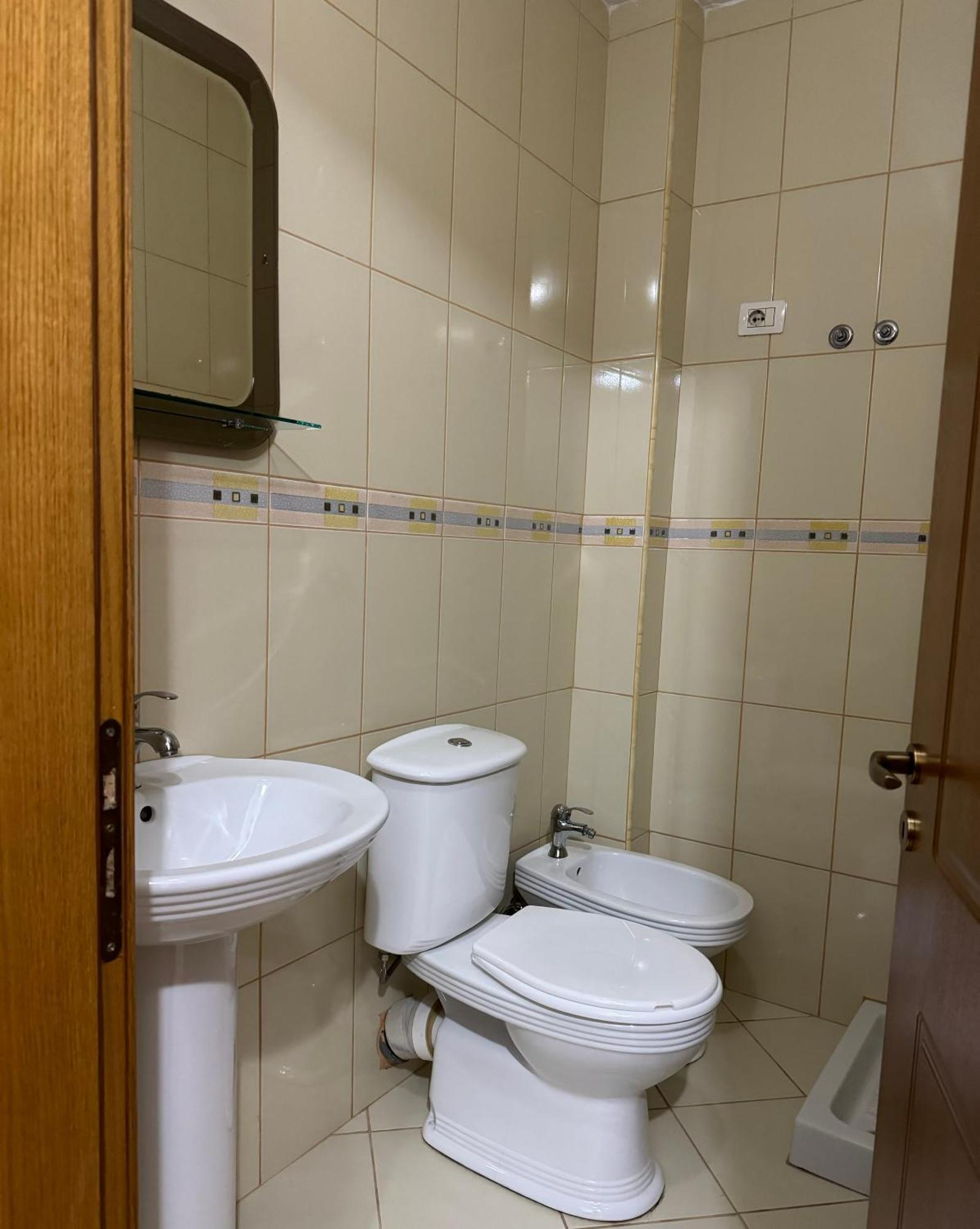 Blehami_Entire_Apartment Berat Extérieur photo